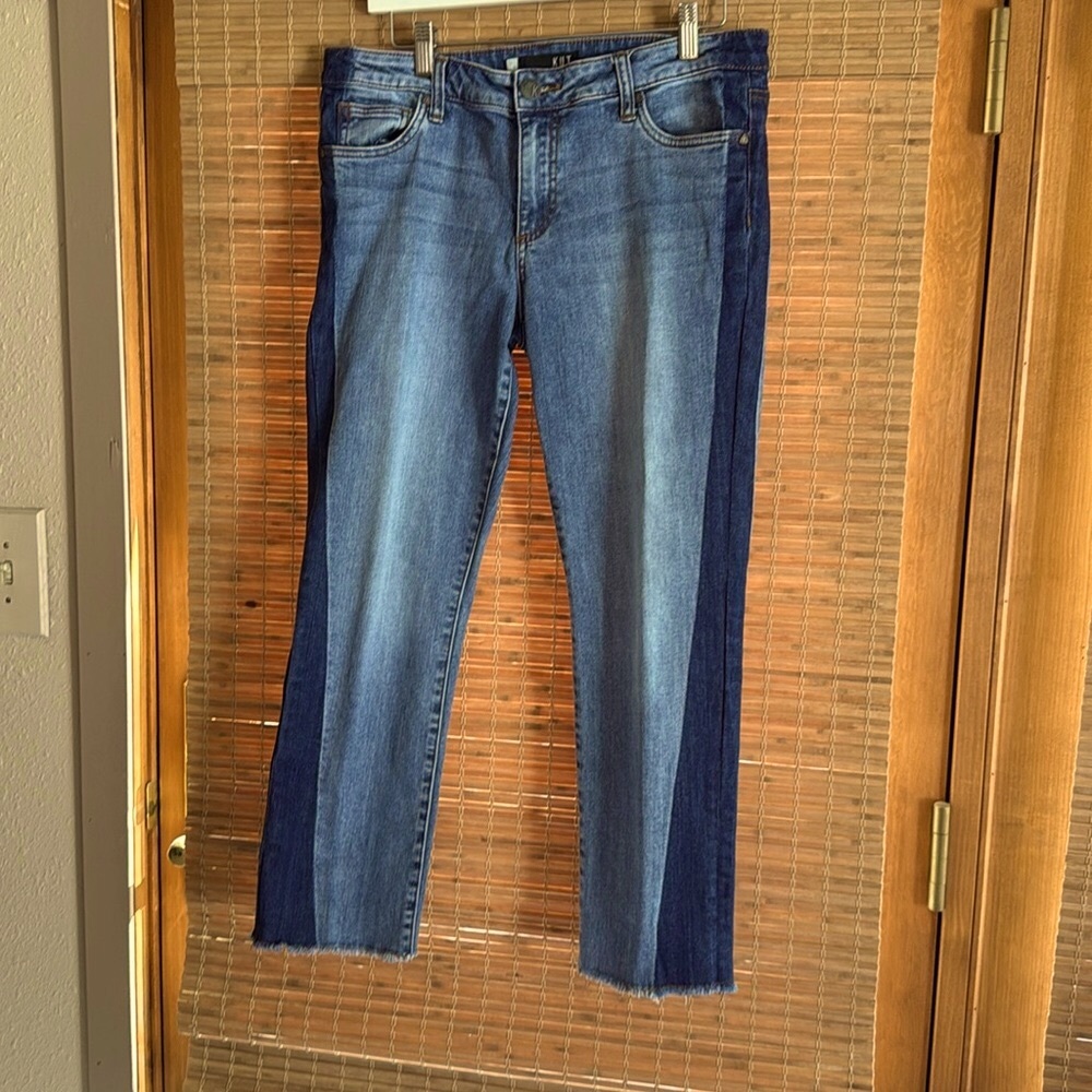 Kut From The Kloth Reese Ankle Straight Leg, Size 10, Raw Hem Denim Blue Jeans.
